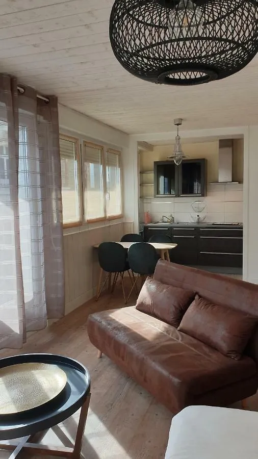 Les Studios Vue Mer Le Matlo Dinard 0*,