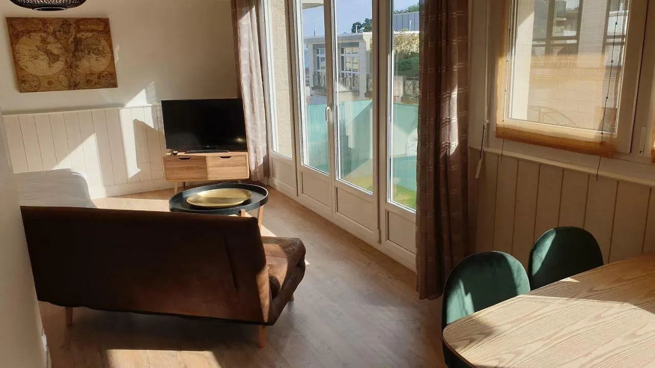 Les Studios Vue Mer Le Matlo Dinard 0*,  France