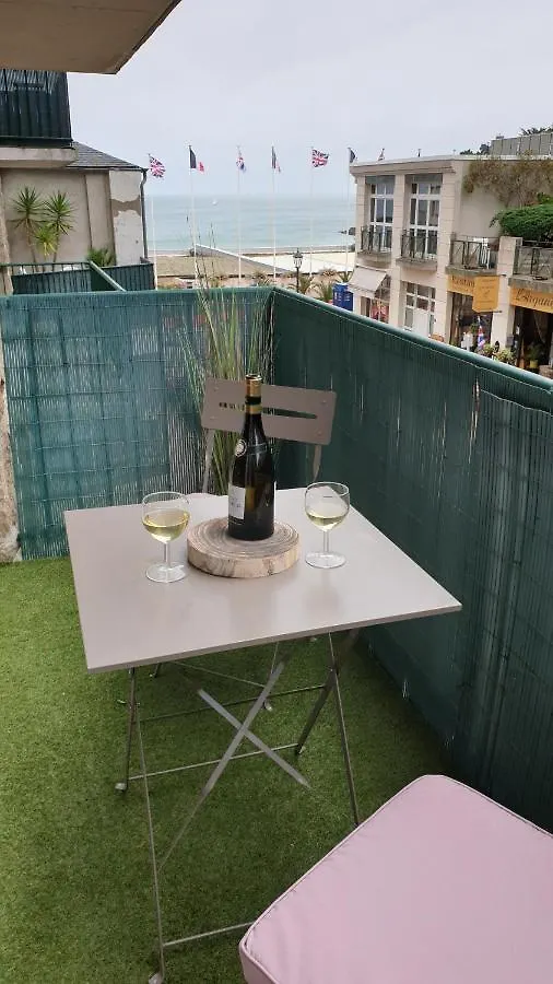 Apartment Les Studios Vue Mer Le Matlo Dinard